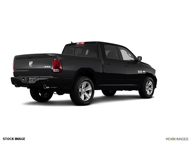 RAM Ram Pickup 2013 photo 1