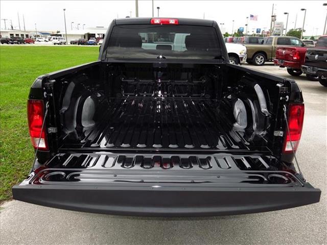 RAM Ram Pickup 2013 photo 9