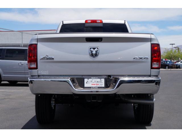 RAM Ram Pickup 2013 photo 4