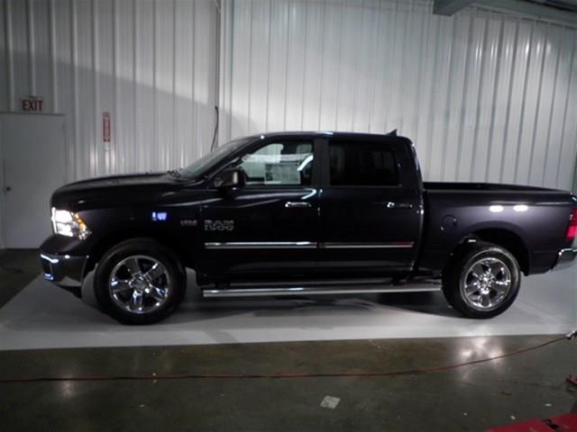 RAM Ram Pickup 2013 photo 0