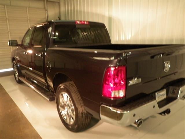 RAM Ram Pickup 2013 photo 2