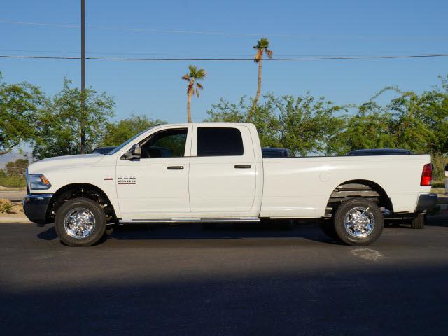 RAM Ram Pickup 2013 photo 2