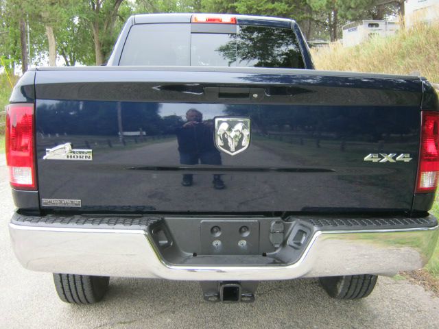 RAM Ram Pickup 2013 photo 3