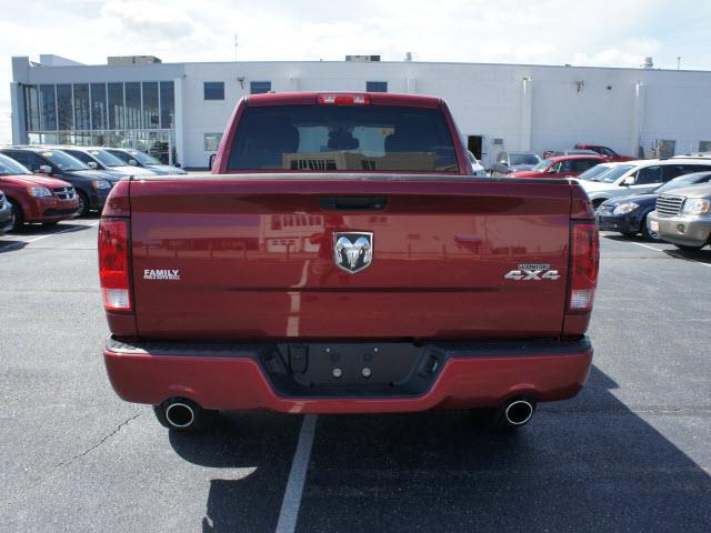 RAM Ram Pickup 2013 photo 3