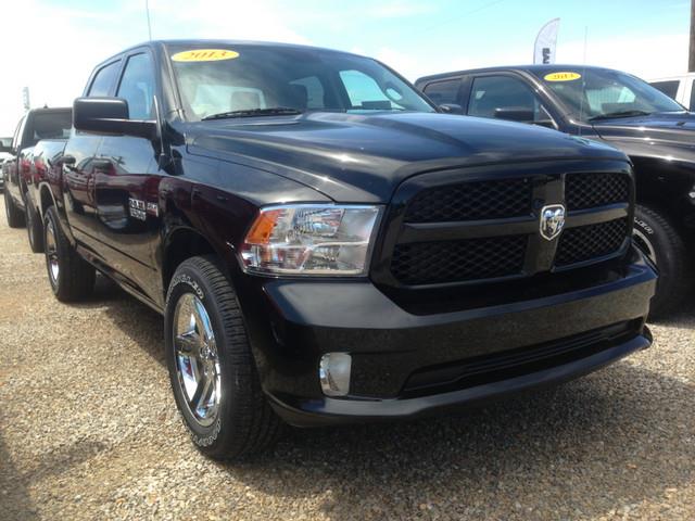 RAM Ram Pickup 2013 photo 2