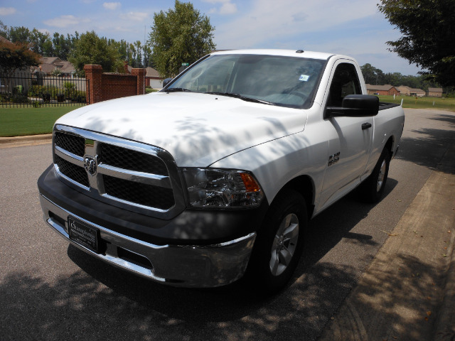 RAM Ram Pickup 2014 photo 3