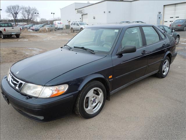 Saab 9-3 Base Hatchback