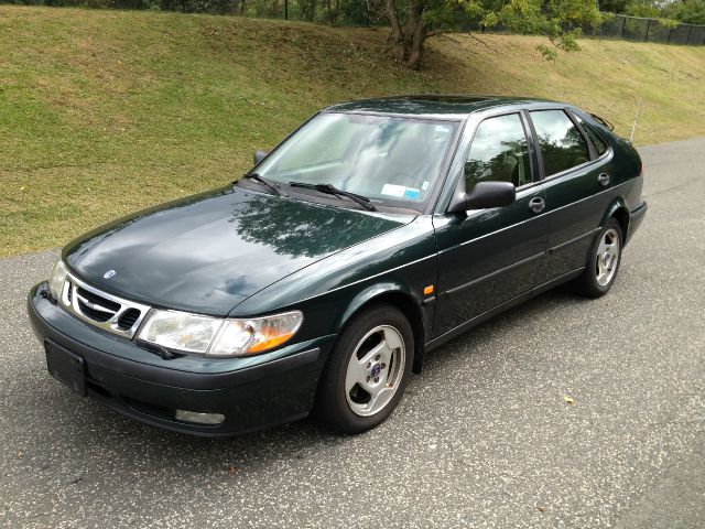 Saab 9-3 1999 photo 1