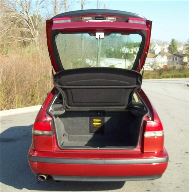 Saab 9-3 1999 photo 2