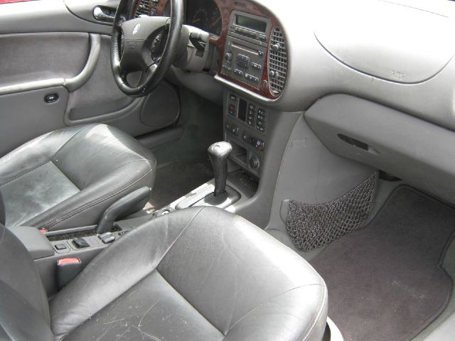 Saab 9-3 2001 photo 2