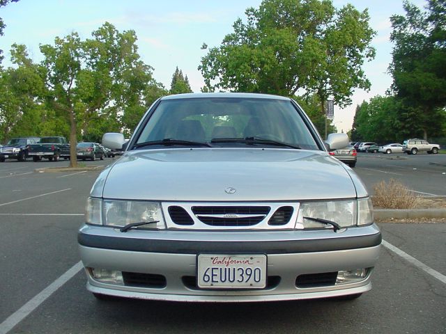 Saab 9-3 2002 photo 3