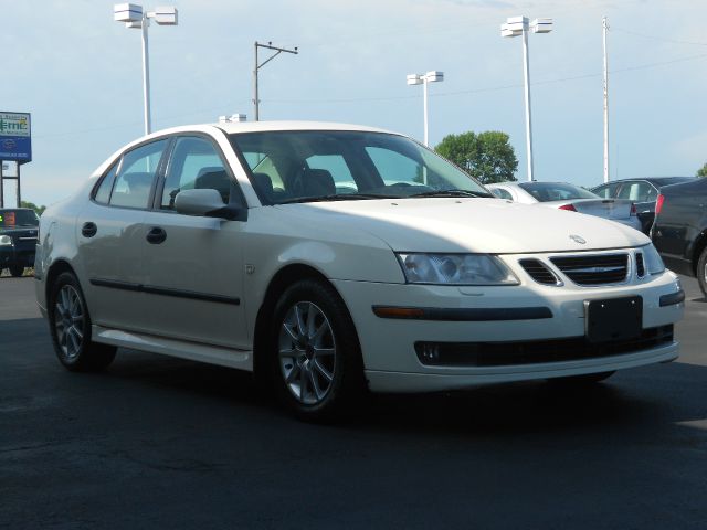 Saab 9-3 2003 photo 2