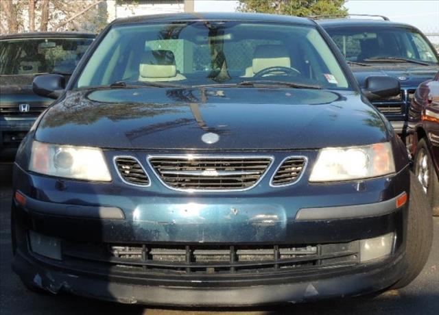 Saab 9-3 2004 photo 2