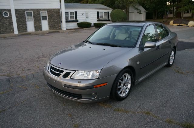 Saab 9-3 2004 photo 3