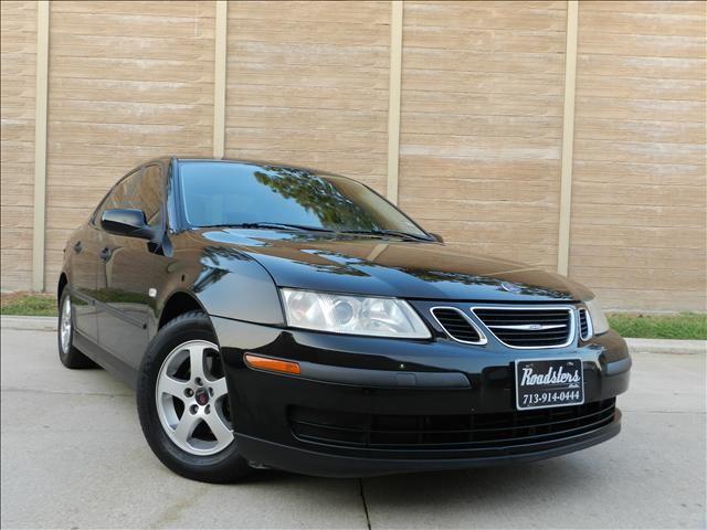 Saab 9-3 2004 photo 2