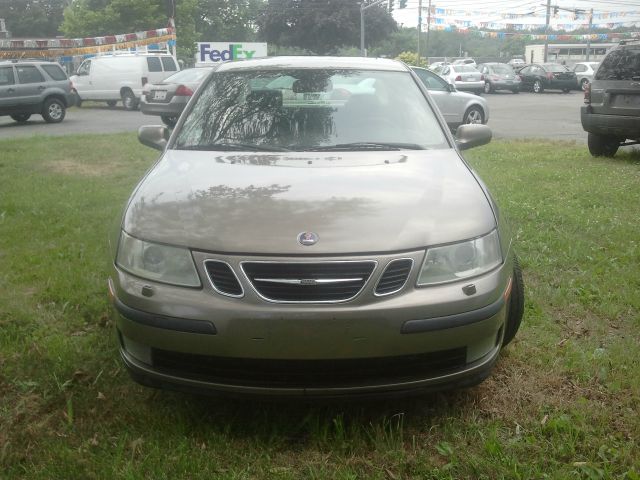 Saab 9-3 2004 photo 3