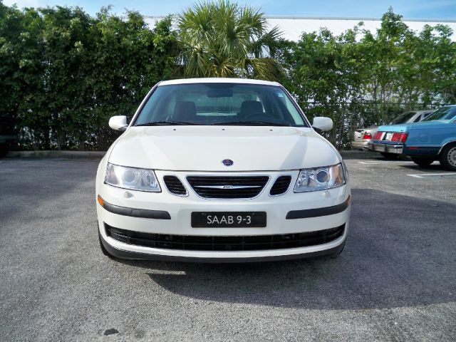 Saab 9-3 2004 photo 3