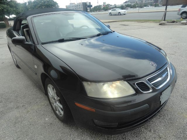 Saab 9-3 2004 photo 3