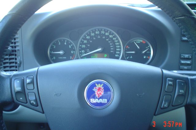 Saab 9-3 2004 photo 3