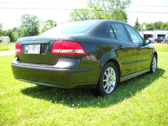 Saab 9-3 2004 photo 1