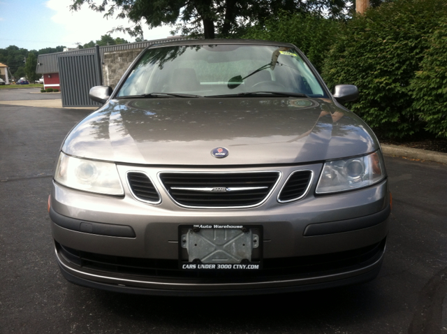 Saab 9-3 2004 photo 2