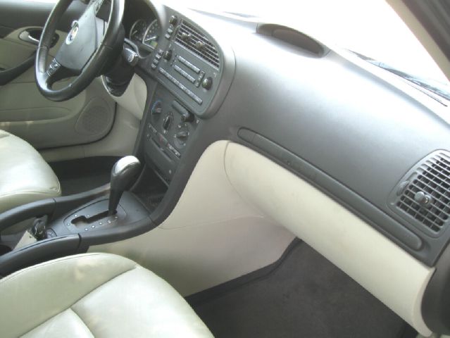 Saab 9-3 2005 photo 10