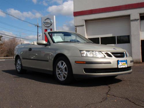 Saab 9-3 2005 photo 2