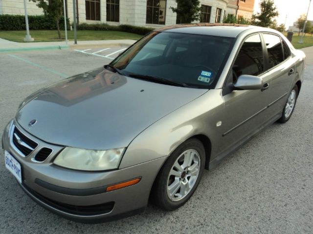 Saab 9-3 2005 photo 3