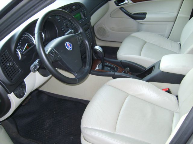 Saab 9-3 2005 photo 1