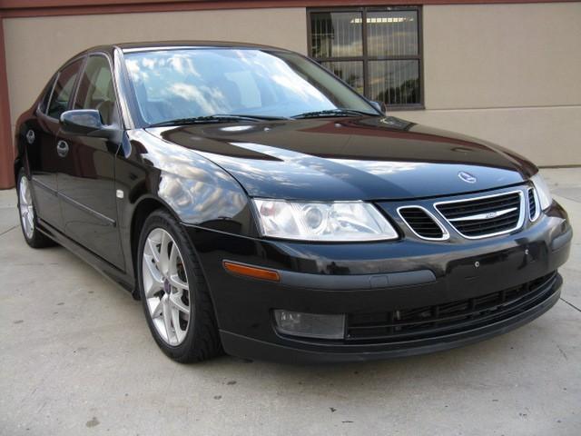 Saab 9-3 Durango 2WD 4DR SXT Sedan