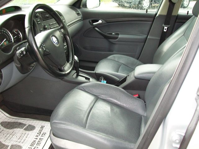 Saab 9-3 2005 photo 1