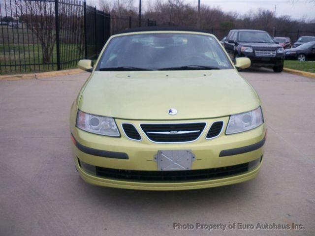 Saab 9-3 2005 photo 2