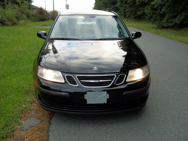 Saab 9-3 2005 photo 3