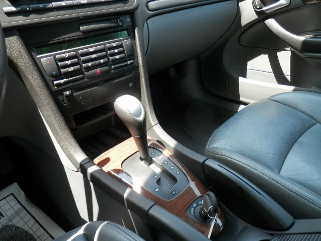 Saab 9-3 2006 photo 9