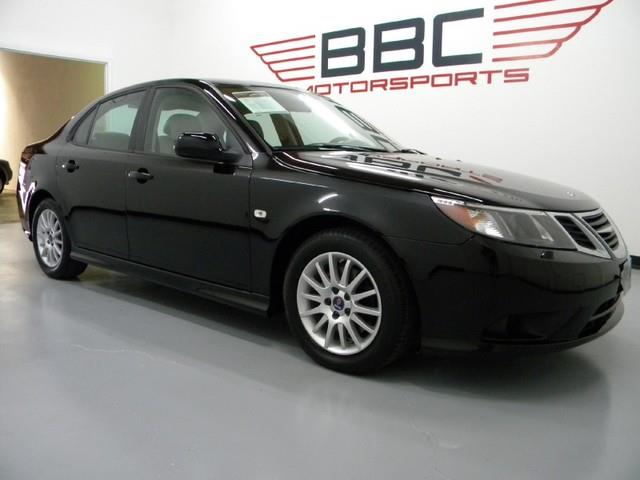 Saab 9-3 2010 photo 8