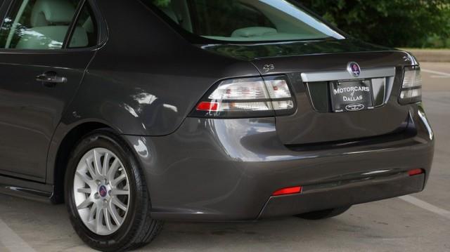 Saab 9-3 2010 photo 1