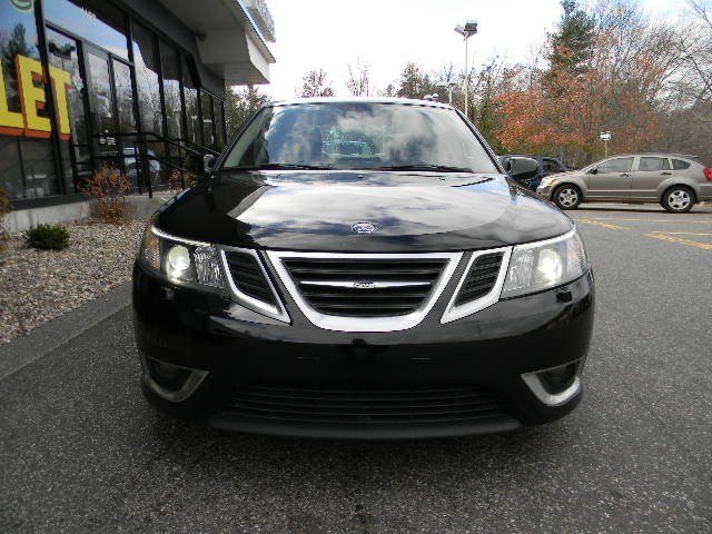 Saab 9-3 2010 photo 2