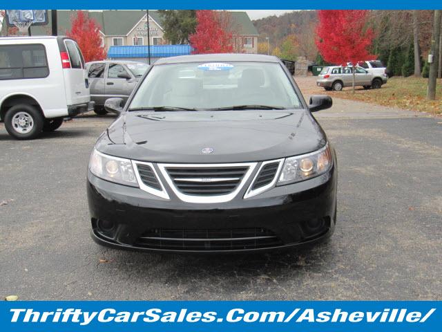 Saab 9-3 2011 photo 1