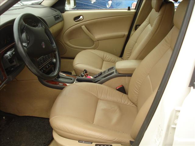 Saab 9-5 1999 photo 4