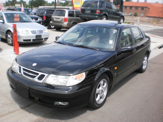 Saab 9-5 1999 photo 3