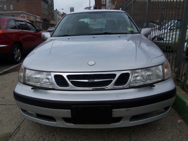 Saab 9-5 1999 photo 4