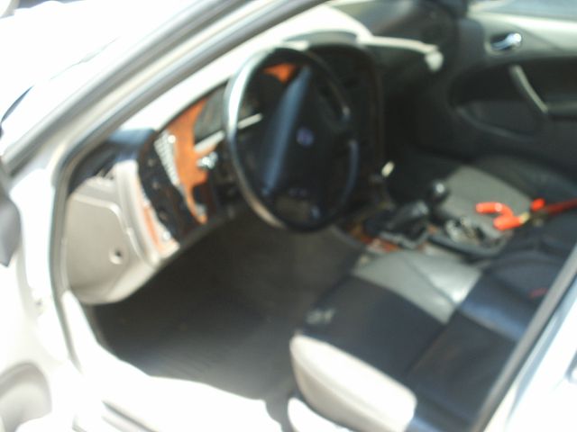 Saab 9-5 2000 photo 11