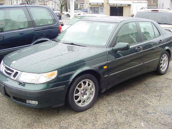 Saab 9-5 2000 photo 1