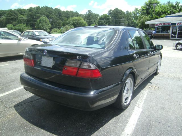 Saab 9-5 2001 photo 2