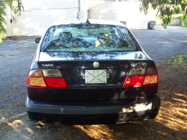 Saab 9-5 2001 photo 3