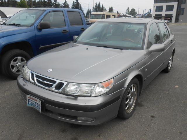 Saab 9-5 2001 photo 1