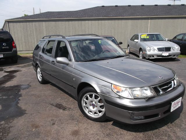 Saab 9-5 2001 photo 2