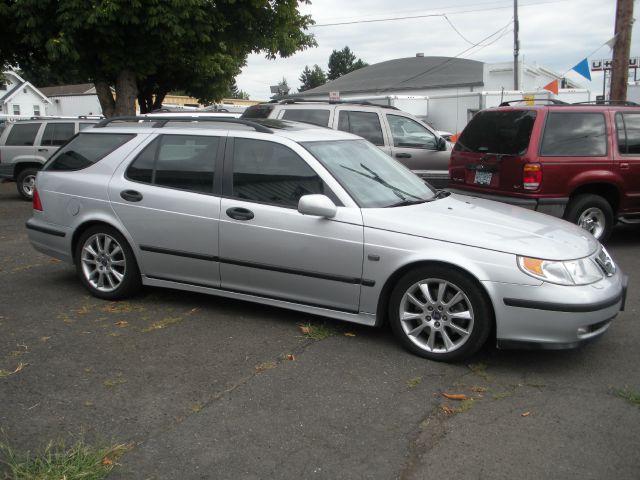 Saab 9-5 2002 photo 1