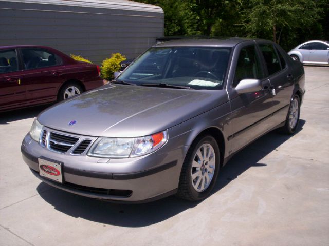 Saab 9-5 2002 photo 3