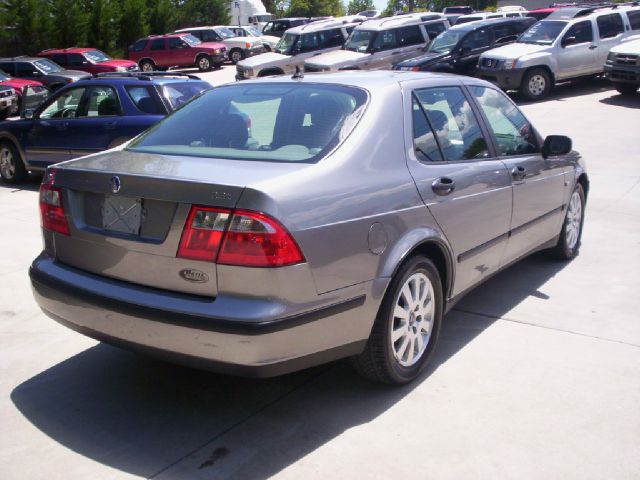 Saab 9-5 2002 photo 4